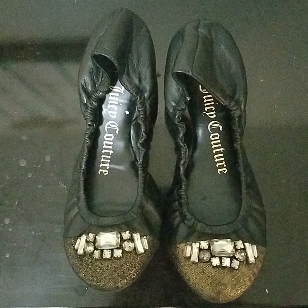 Juicy Couture flats